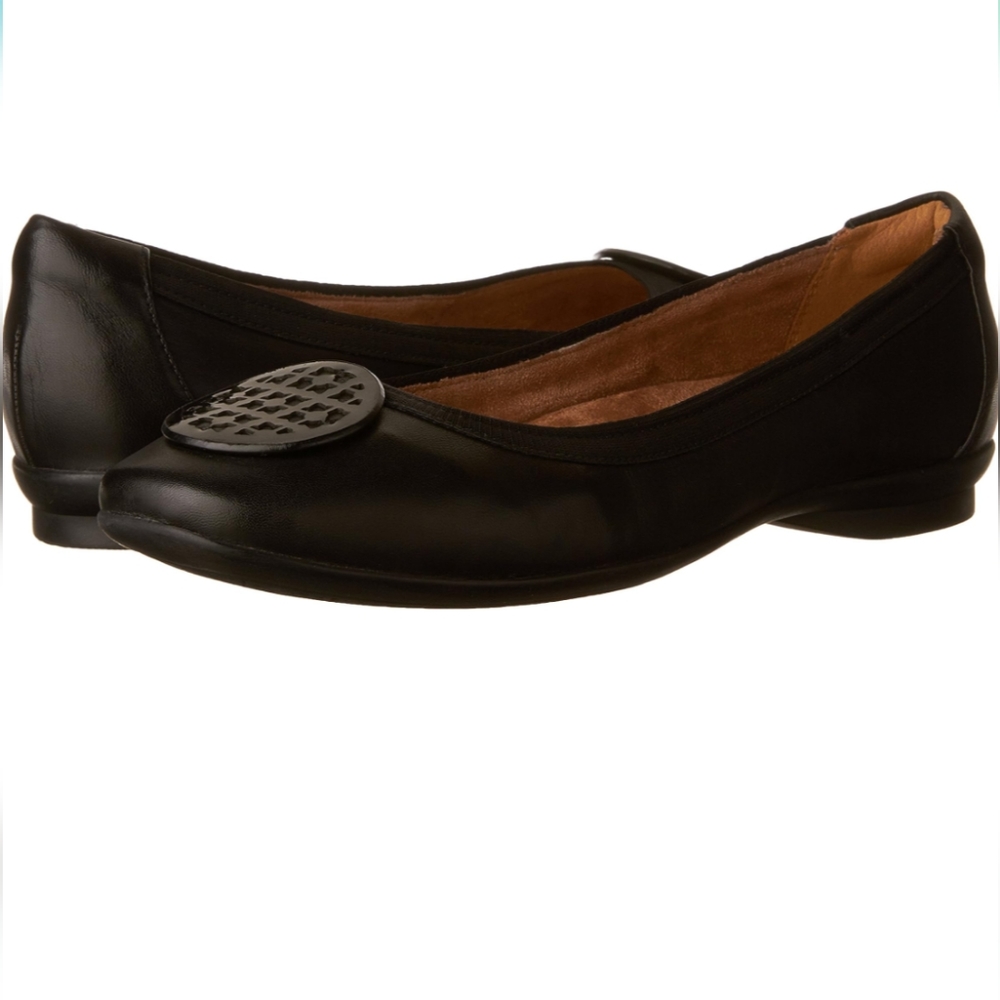 NIB - Clark's Candra Blush Black Ballet Flat (10W)